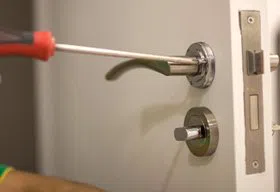 Indianapolis Lock And Locks Indianapolis, IN 317-564-2446 - 17a-Install-New-Lock